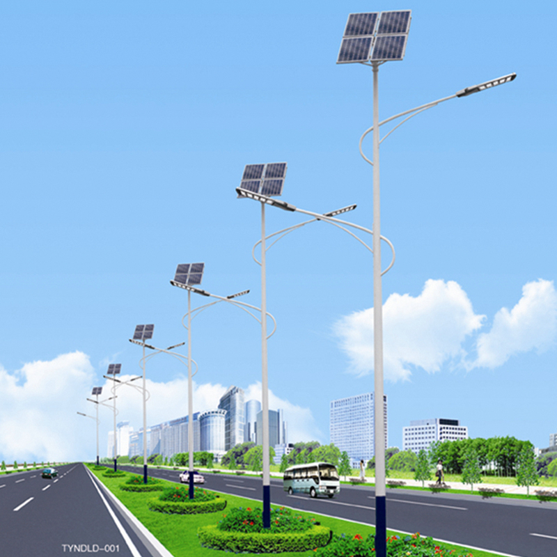 Farola solar de doble brazo