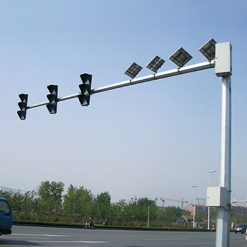 Semáforos solares voladizos
