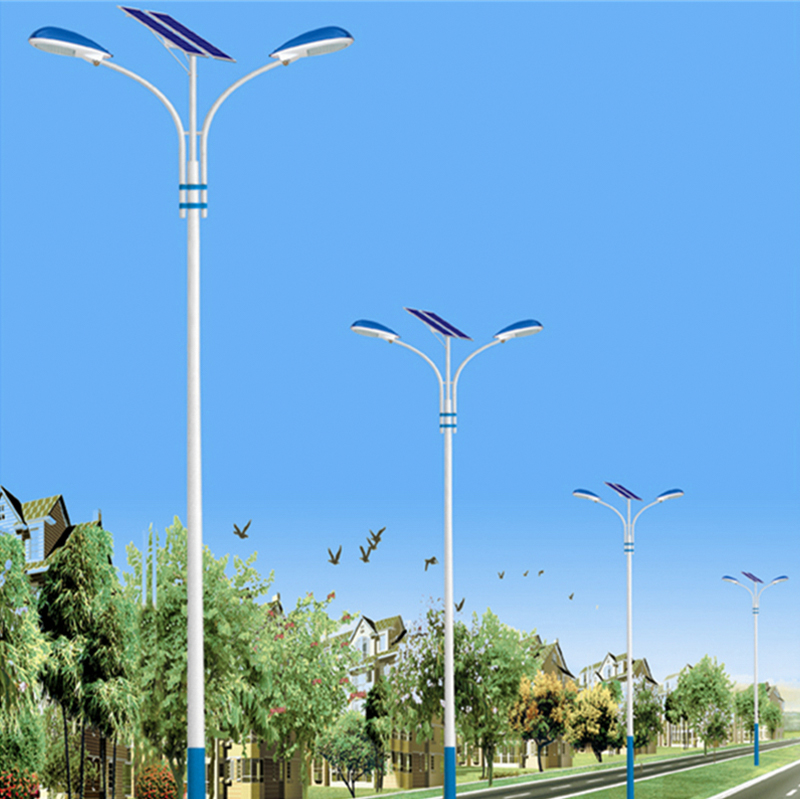 Farola solar de doble brazo