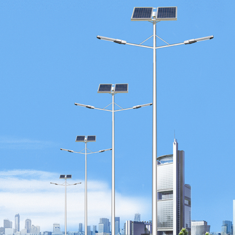 Farola solar de doble brazo
