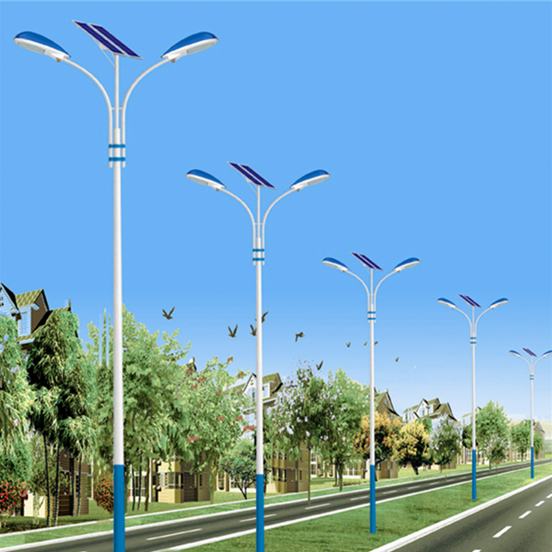 Farola solar de doble brazo