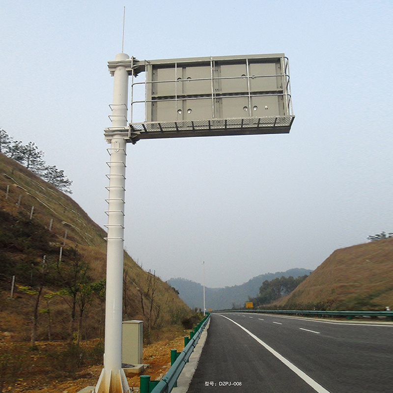 Estructura de pórtico reforzada para pantallas electrónicas en autopistas