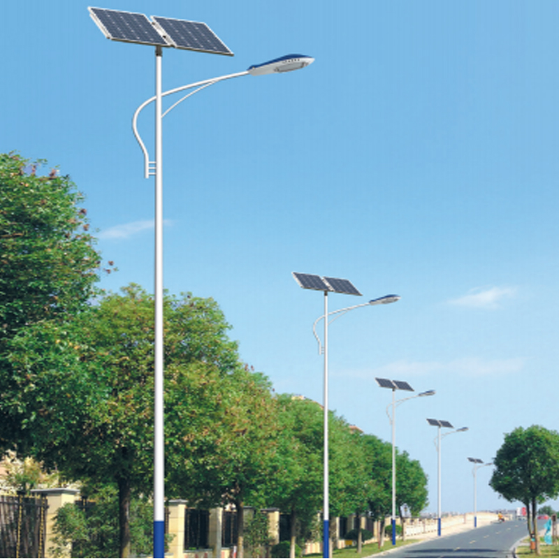 Farolas de doble panel solar
